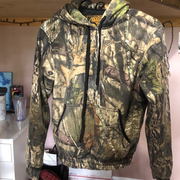bass pro camo hoodie